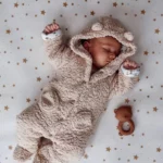 Eeveve knoeimat stars almond (1)